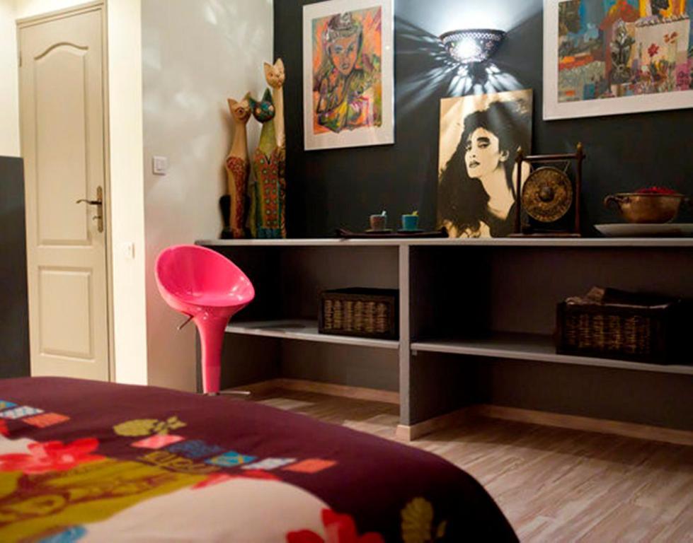 Chambre D'Hotes Au Fil De L'Eau Saint-Martin-Belle-Roche Rom bilde